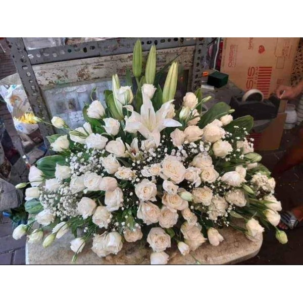 Funeral CasketSpray10