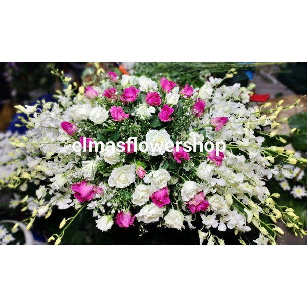 Funeral CasketSpray12